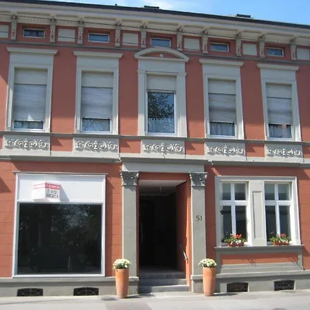 Apartamento Gaestehaus Lelo 6