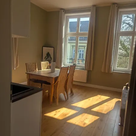 דירה Gaestehaus Lelo 6 *