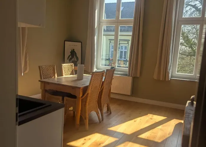 Appartement Gaestehaus Lelo 6 *