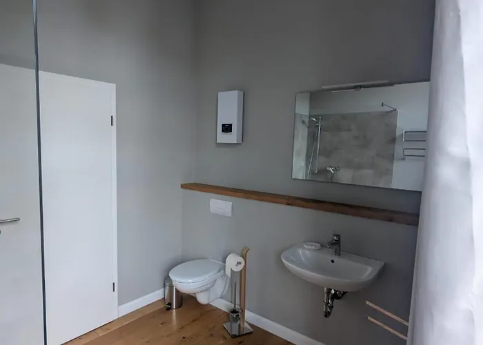 Gaestehaus Lelo 6 זולינגן